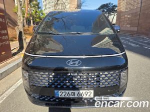Hyundai Staria 4WD Lounge 9-Seater 2025 года из Южной Кореи