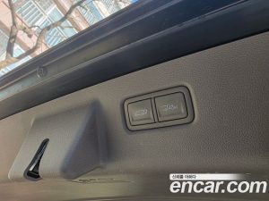 Hyundai Staria 4WD Lounge 9-Seater 2025 года из Южной Кореи