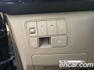 Hyundai Staria 4WD Lounge 9-Seater 2025 года из Южной Кореи