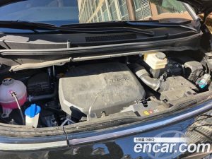 Hyundai Staria 4WD Lounge 9-Seater 2025 года из Южной Кореи
