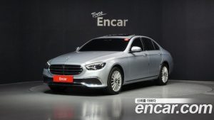 Mercedes-Benz E-Class E220d 4MATIC Exclusive 2023 года из Южной Кореи
