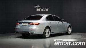 Mercedes-Benz E-Class E220d 4MATIC Exclusive 2023 года из Южной Кореи
