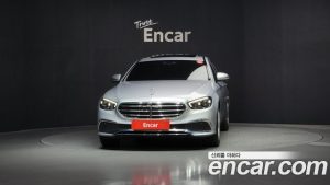 Mercedes-Benz E-Class E220d 4MATIC Exclusive 2023 года из Южной Кореи