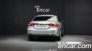 Mercedes-Benz E-Class E220d 4MATIC Exclusive 2023 года из Южной Кореи