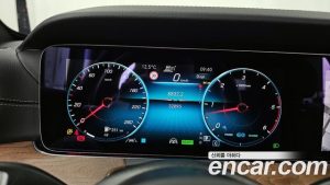 Mercedes-Benz E-Class E220d 4MATIC Exclusive 2023 года из Южной Кореи