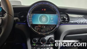 Mini Cooper 5Door MULTITONE Edition 2023 года из Южной Кореи