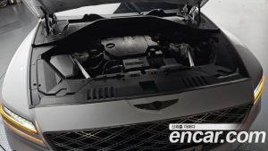 Genesis GV80 2.5T Бензин 2WD 2024 года из Южной Кореи