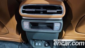 Genesis GV80 2.5T Бензин 2WD 2024 года из Южной Кореи
