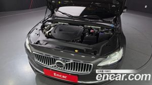 Volvo S90 B6 AWD Inscription 2022 года из Южной Кореи