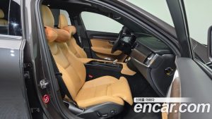 Volvo S90 B6 AWD Inscription 2022 года из Южной Кореи