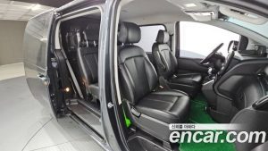 Hyundai Staria Wagon 5 2025 года из Южной Кореи