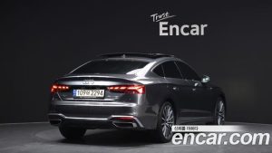 Audi A5 40 TFSI 4WD Premium Sportback 2023 года из Южной Кореи