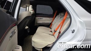Genesis GV70 2.5T Бензин 2WD 2025 года из Южной Кореи