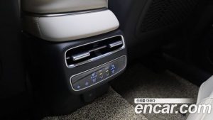Genesis GV70 2.5T Бензин 2WD 2025 года из Южной Кореи