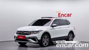 Volkswagen Tiguan 2.0 TSI Prestige 2023 года из Южной Кореи