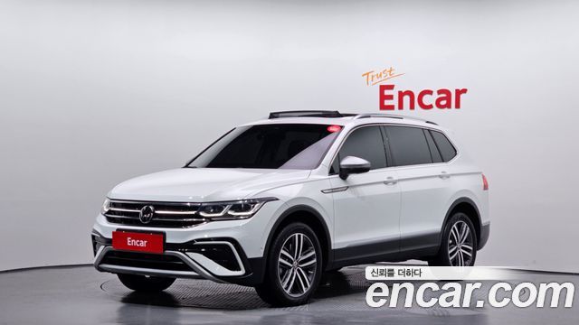 Volkswagen Tiguan 2.0 TSI Prestige 2023 года из Кореи