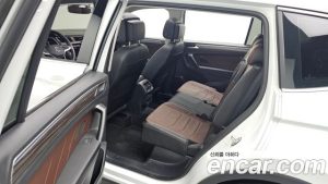 Volkswagen Tiguan 2.0 TSI Prestige 2023 года из Южной Кореи