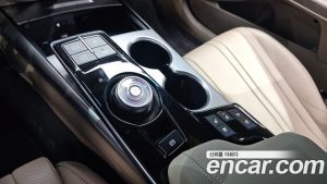 Kia K8 2.5 Бензин 2WD 2024 года из Южной Кореи