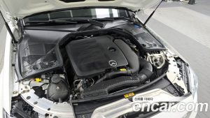 Mercedes-Benz C-Class C200 Cabriolet 2023 года из Южной Кореи