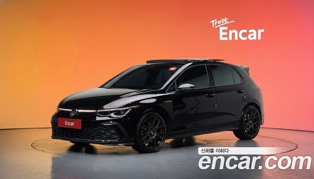Volkswagen Golf 2.0 GTI 2024 года из Кореи