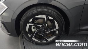 Kia K5 1.6 Turbo 2024 года из Южной Кореи