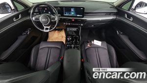 Kia K5 Prestige 2024 года из Южной Кореи