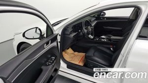 Kia K5 Prestige 2024 года из Южной Кореи
