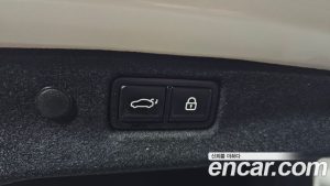 Kia K5 Prestige 2024 года из Южной Кореи