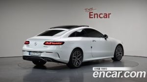 Mercedes-Benz E-Class E300d 4MATIC Coupe 2023 года из Южной Кореи