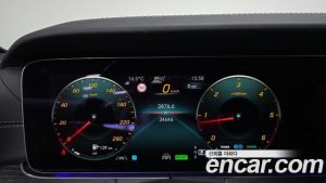 Mercedes-Benz E-Class E300d 4MATIC Coupe 2023 года из Южной Кореи
