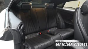 Mercedes-Benz E-Class E300d 4MATIC Coupe 2023 года из Южной Кореи
