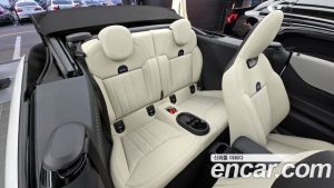 Mini Cooper Convertible Favoured 2025 года из Южной Кореи