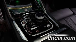 BMW X6 xDrive40d M Sport Online Exclusive 2025 года из Южной Кореи
