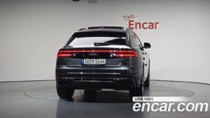 Audi Q8 55 TFSI 4WD Premium 2023 года из Южной Кореи