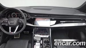 Audi Q8 55 TFSI 4WD Premium 2023 года из Южной Кореи