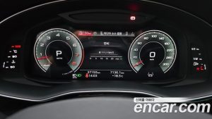Audi Q8 55 TFSI 4WD Premium 2023 года из Южной Кореи