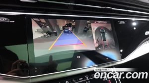 Audi Q8 55 TFSI 4WD Premium 2023 года из Южной Кореи
