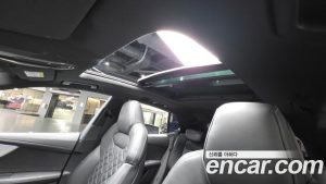 Audi Q8 55 TFSI 4WD Premium 2023 года из Южной Кореи