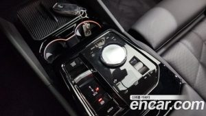 BMW 5-Series 520i M Sport 2025 года из Южной Кореи