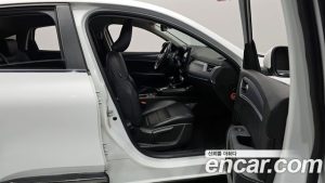 Renault-KoreaSamsung XM3 1.6 GTe RE 2023 года из Южной Кореи
