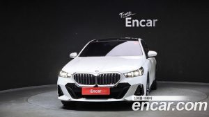 BMW 5-Series 520i M Sport 2024 года из Южной Кореи