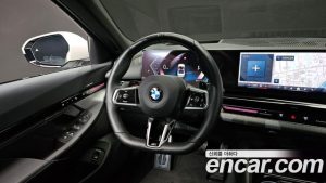 BMW 5-Series 520i M Sport 2024 года из Южной Кореи