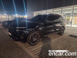BMW X7 xDrive 40i M Sport 6 2024 года из Южной Кореи