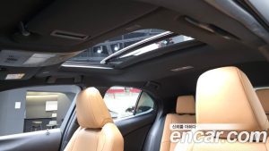 Lexus UX 2.0 2WD 2024 года из Южной Кореи