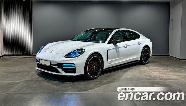 Porsche Panamera 4.0 GTS 2022 года из Кореи