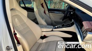 Porsche Panamera 4.0 GTS 2022 года из Южной Кореи