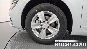 Renault-KoreaSamsung SM6 2.0 LPe SE 2025 года из Южной Кореи