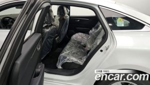 Renault-KoreaSamsung SM6 2.0 LPe SE 2025 года из Южной Кореи