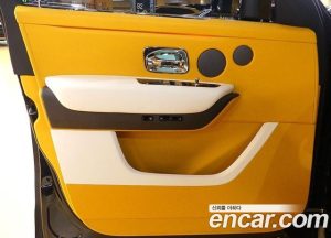 Rolls-Royce Cullinan 6.7 V12 2024 года из Южной Кореи