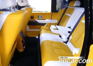 Rolls-Royce Cullinan 6.7 V12 2024 года из Южной Кореи